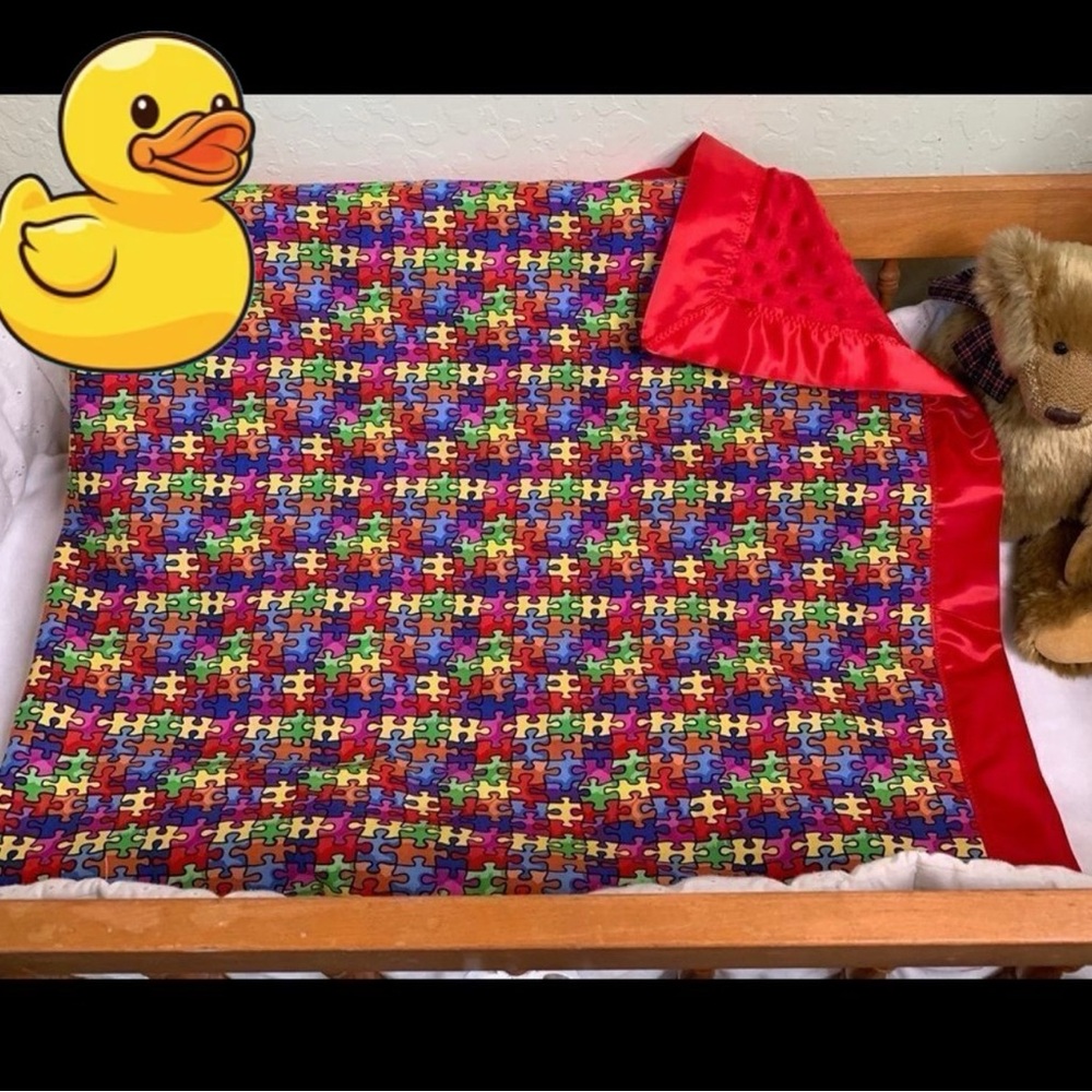 𝅺brand NEW❤️🧩Bright beautiful handcrafted baby blanket.